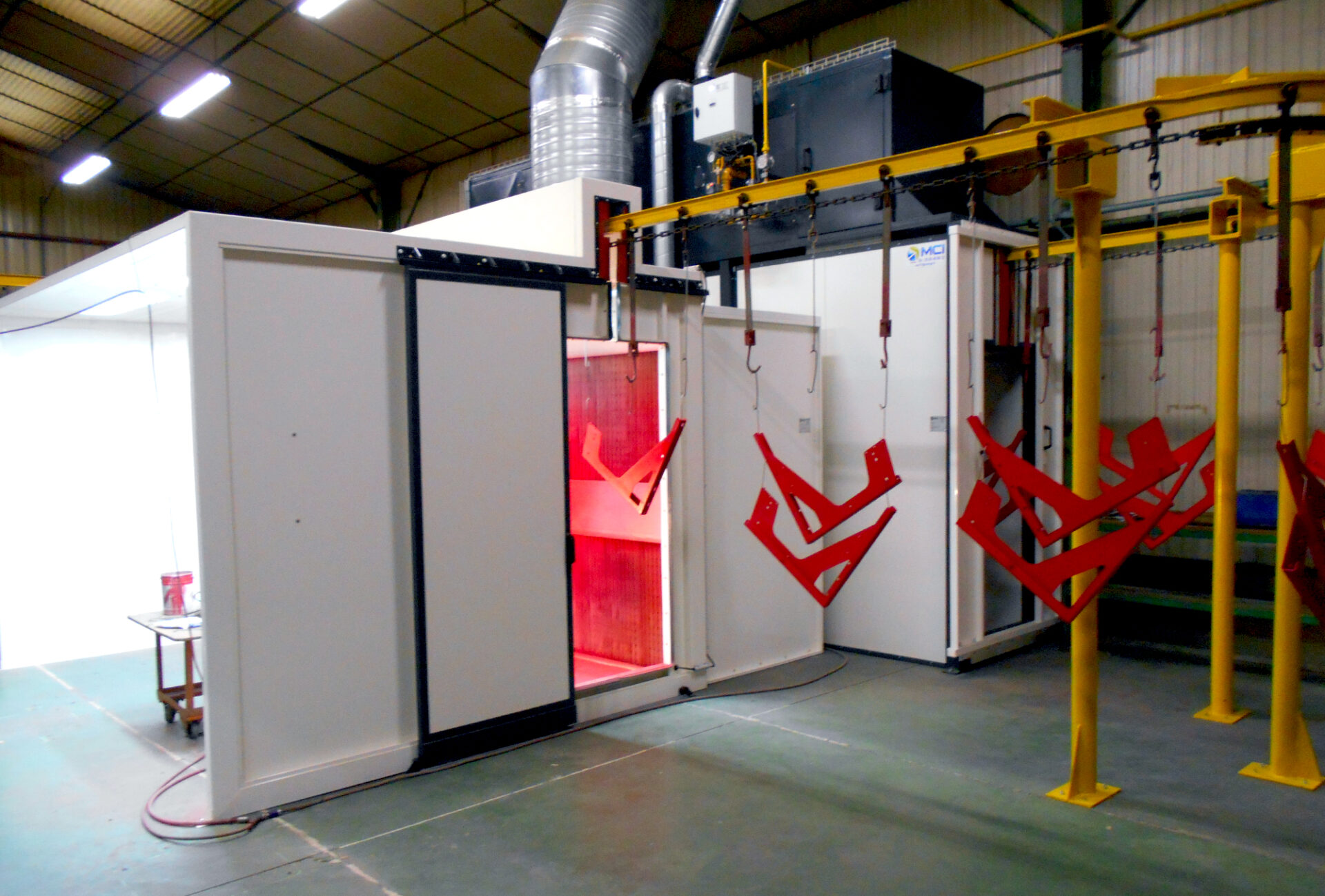 Des équipements de peinture industrielle modernes